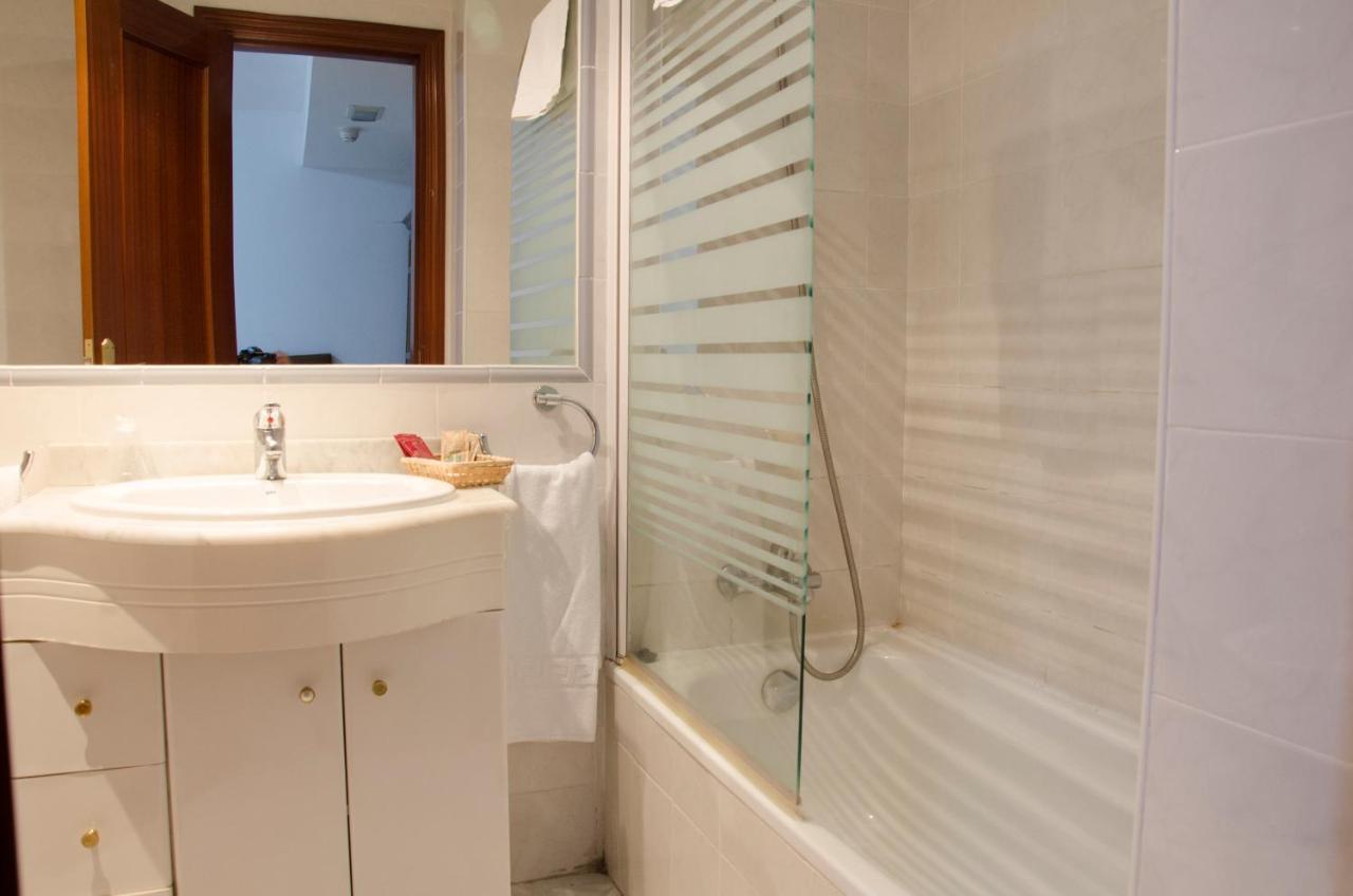Hotel Algete Extérieur photo