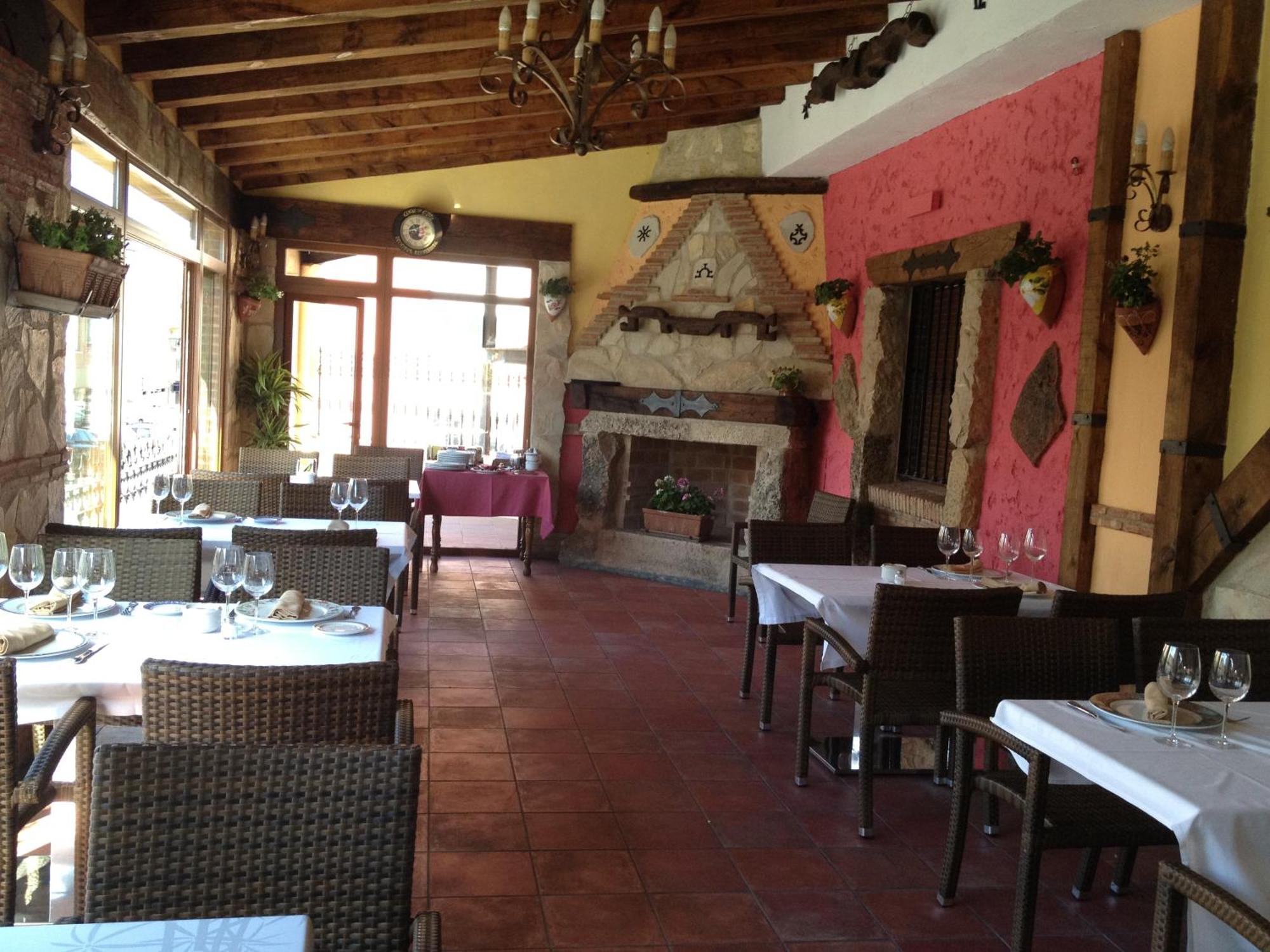 Hotel Algete Extérieur photo